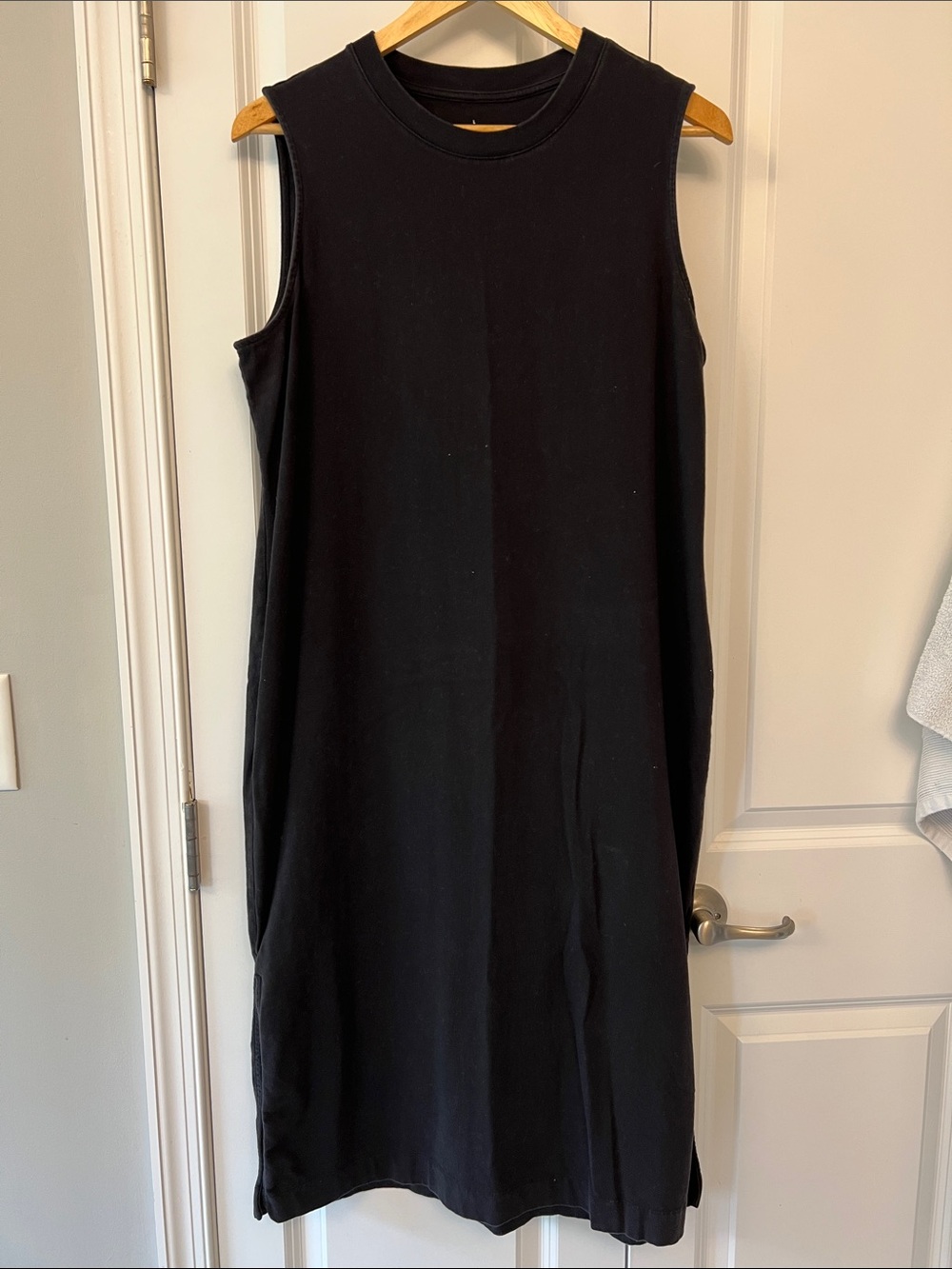 Everlane Black Sleeveless Midi Dress The Weekend Large
